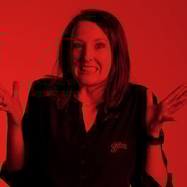 lindsey-farris-hover-1S8A7651